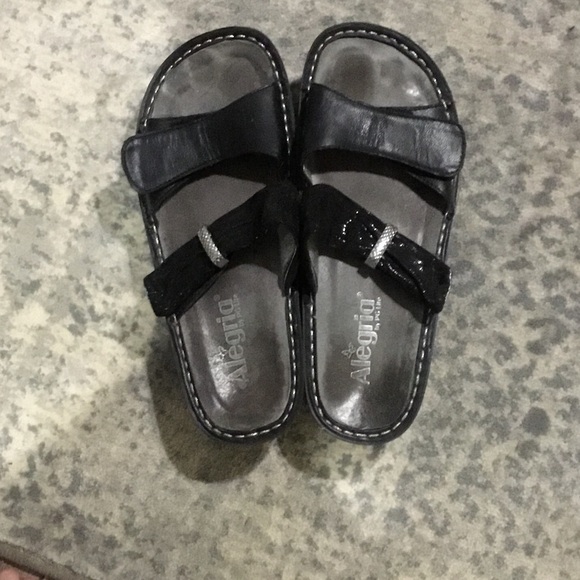Alegria Shoes - Alegria women’s Black Slide Sandals